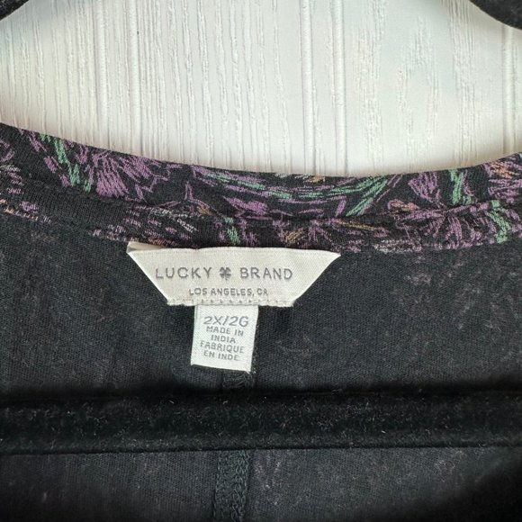Lucky Brand Short Sleeve top Paisley Print‎ Dark Gray size 2X - Picture 3 of 7